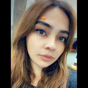 Meet your Posher, Dominique